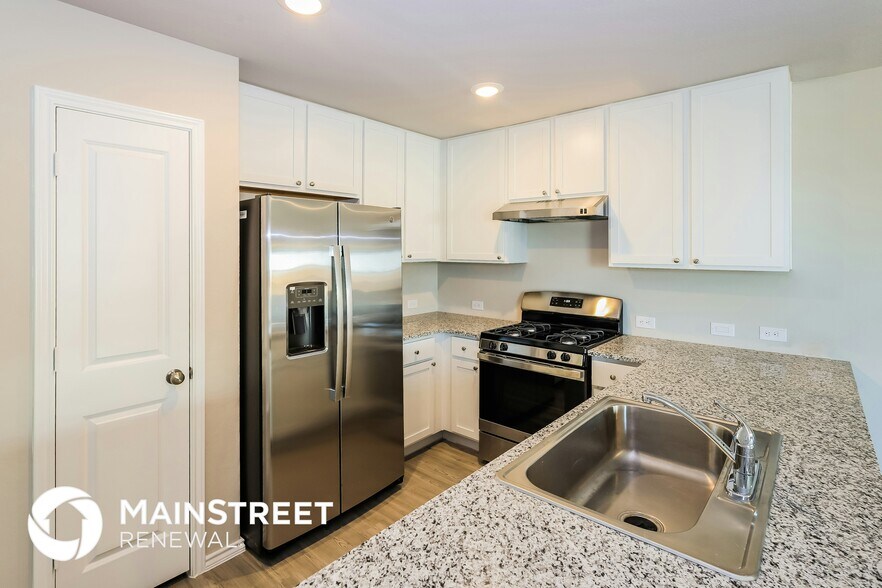 Building Photo - 8511 Bunting Pl