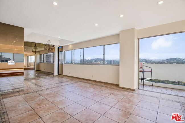 Building Photo - 10701 Wilshire Blvd