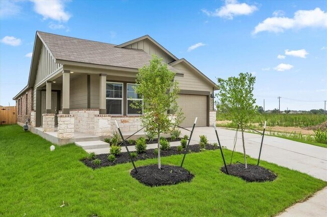 Building Photo - 487 Alamito Ave