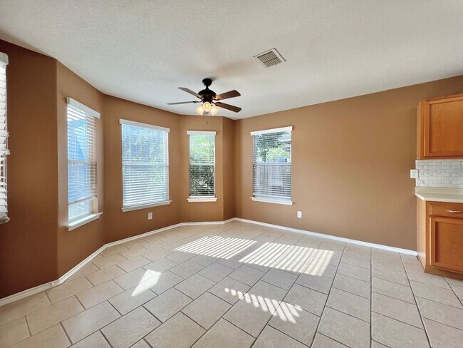 Building Photo - 11111 Dewberry Field