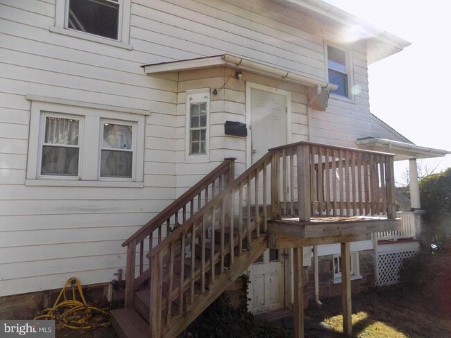 Building Photo - 53 Sunset Ave