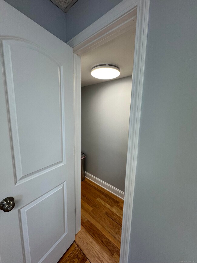 Building Photo - 211 Montowese St