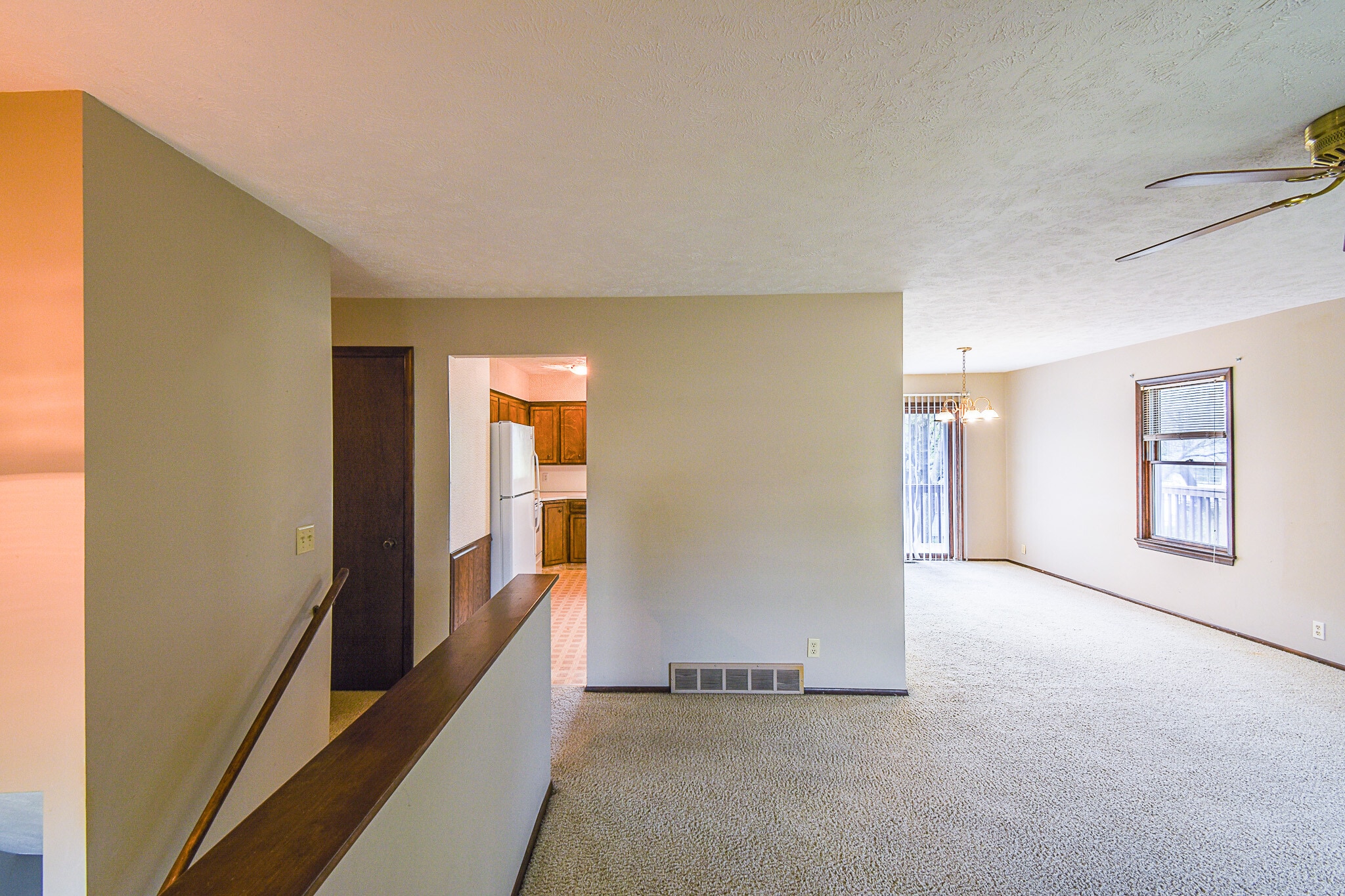 Building Photo - 10205 T Cir