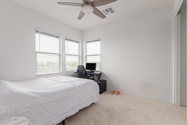 Building Photo - 1685 S Wallrade Ln