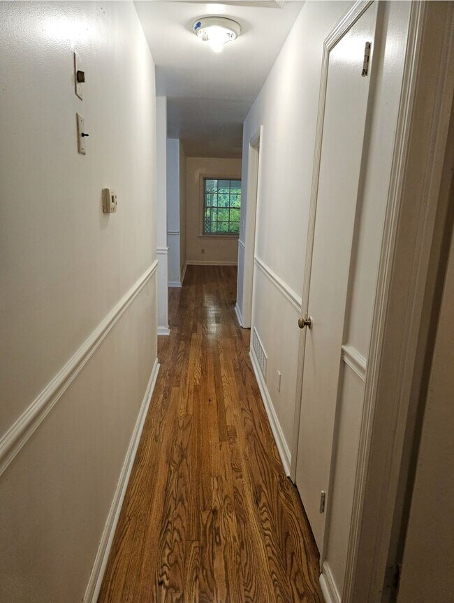 Building Photo - Morrow's Latest Renovated 3 Bedroom, 1.5 B...