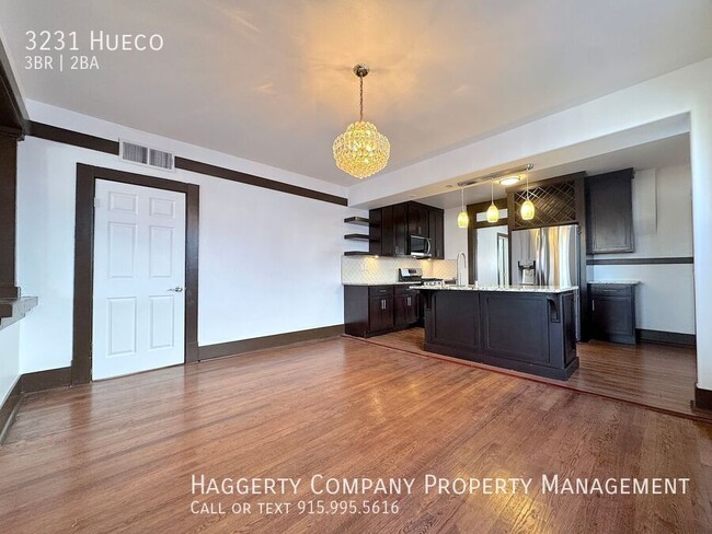 Building Photo - 3231 Hueco-