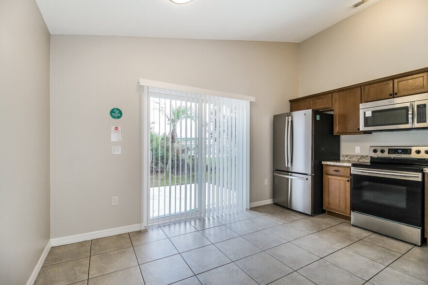 Building Photo - 8706 Claiborne Ct