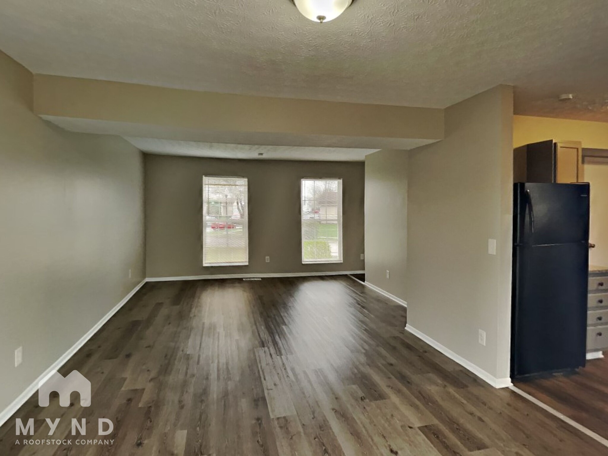 Building Photo - 3949 Dunne Dr