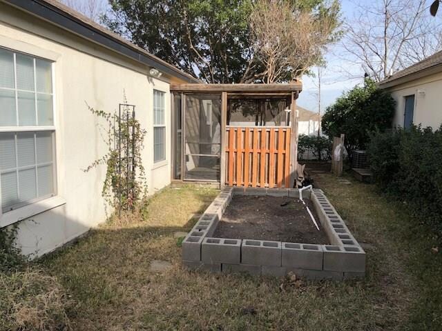 Building Photo - 3251 Rosebank Dr