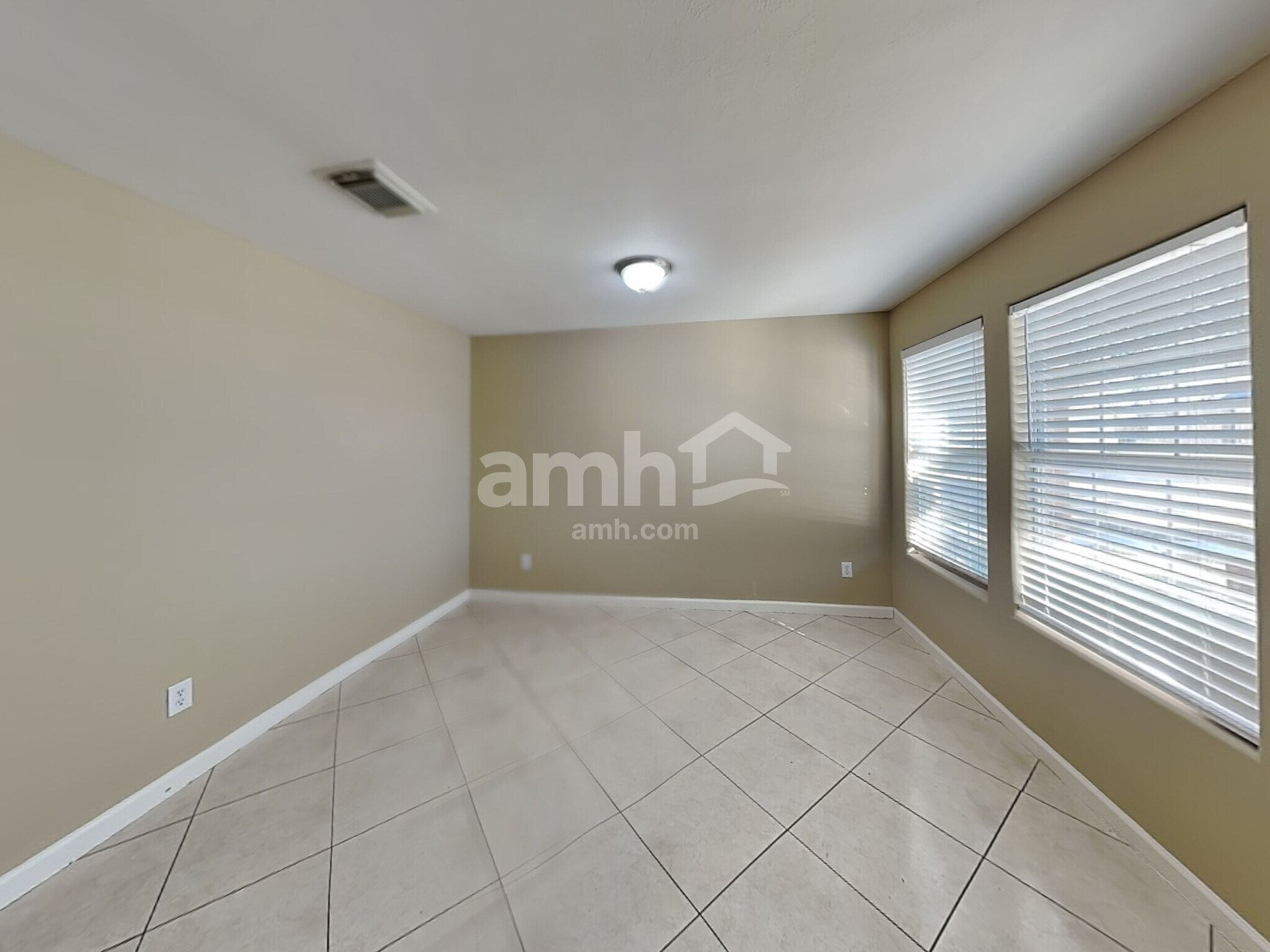 Building Photo - 8915 Chisholm Wood Ln