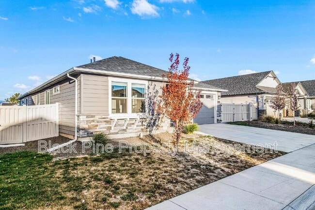 Building Photo - 7536 W Havana Dr