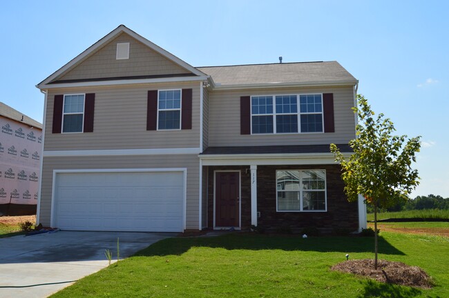 Primary Photo - 117 Quail Springs Rd