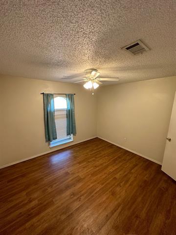 Building Photo - 733 Toni Dr