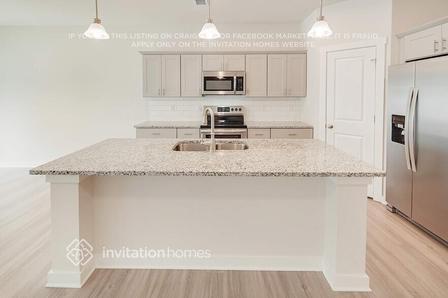 Building Photo - 3019 Ayana Dr