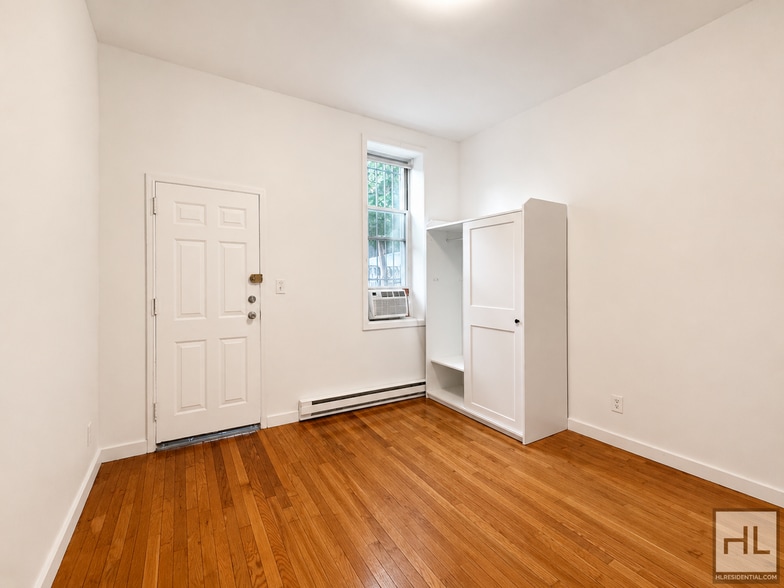 Building Photo - GREENE AVENUE / 2-Bed / Duplex / Backyard