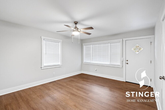 Building Photo - 607 Greenway Ct