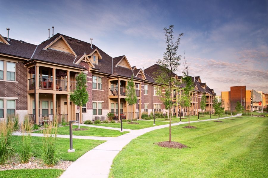 Broadmoor At Aksarben Village Omaha Ne Apartment Finder