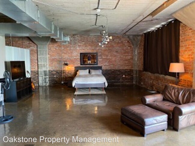 Building Photo - 2 br, 2 bath House - 201 Hull Street Unit 51
