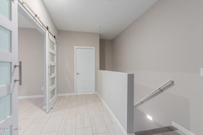 Building Photo - 2134 W Harmont Dr