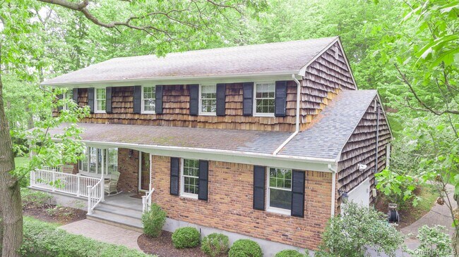 Primary Photo - 451 River Rd