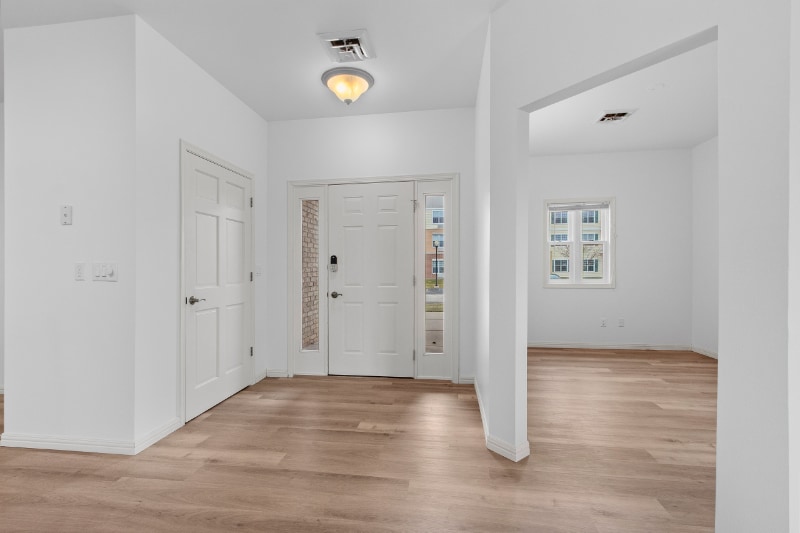 Building Photo - 2700 Saffron Pl