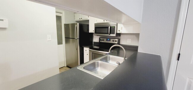 Building Photo - 2419 Nugget Ln