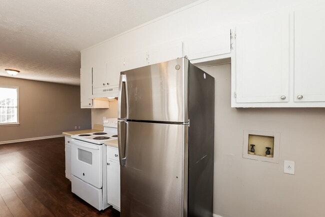 Building Photo - 4711 Pebble Ct