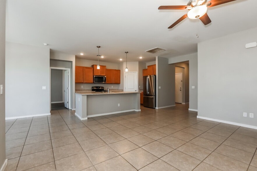 Building Photo - 7004 E Aerie Way