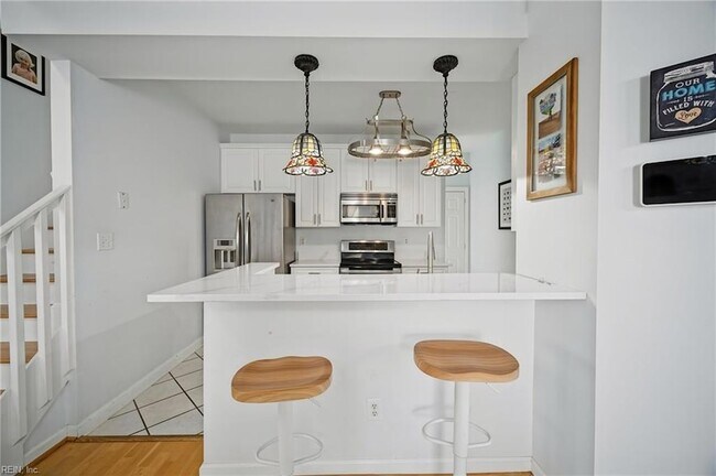 Building Photo - 2212 Creeks Edge Dr