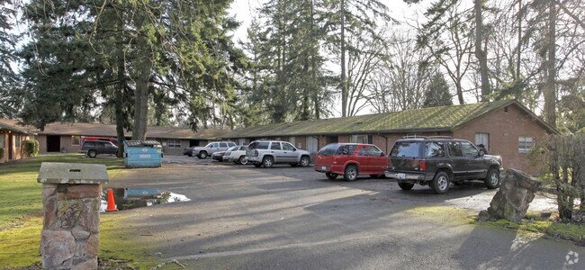 Building Photo - 14405-14409 Washington Ave SW