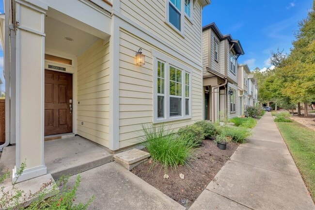 Building Photo - 3900 Threadgill St