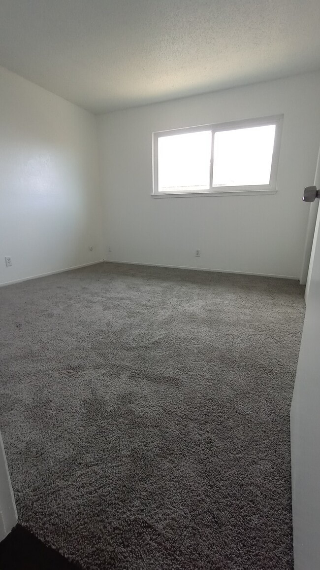 Building Photo - 10153 De Soto Way