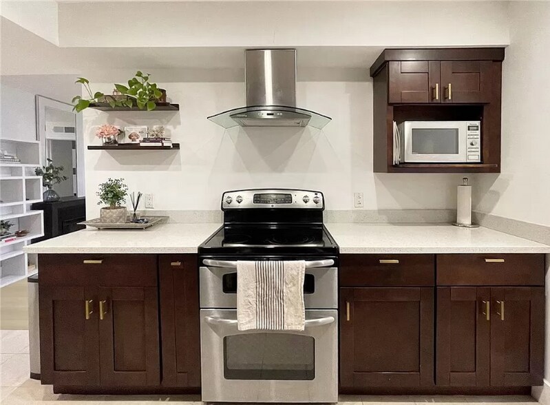 Building Photo - 4637 Willis Ave