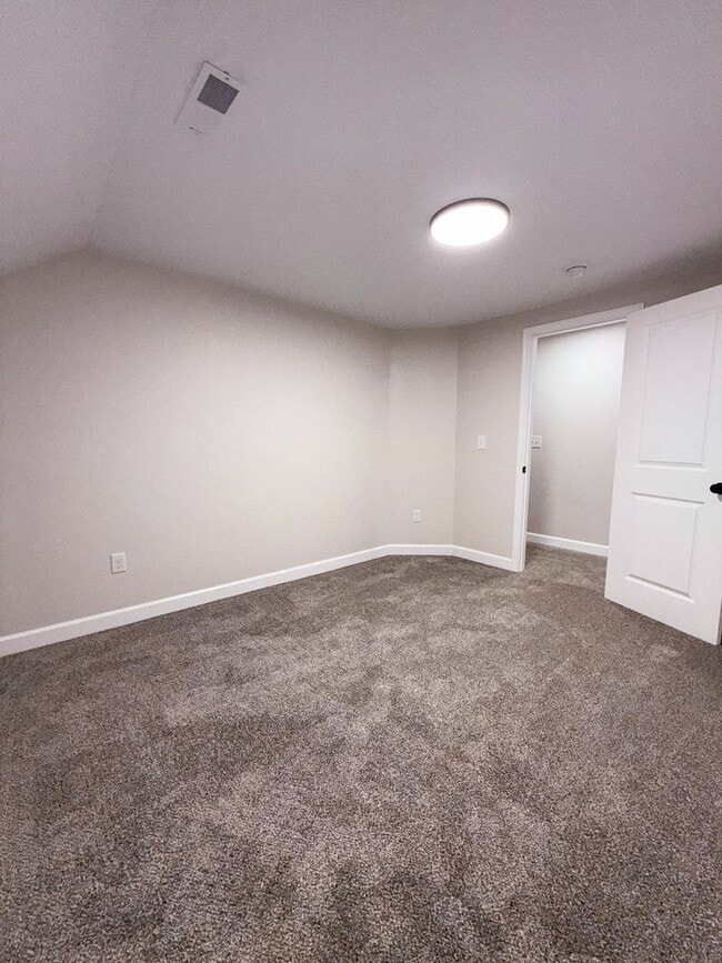 Building Photo - Fully Remodeled 3-Bedroom Home for Rent in Columbus – Modern Upgrades & Spacious Living | $1,640/mo