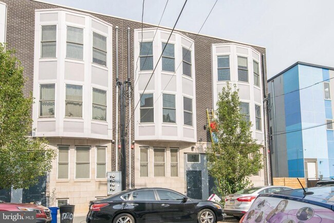 Building Photo - 1222 N 7th St