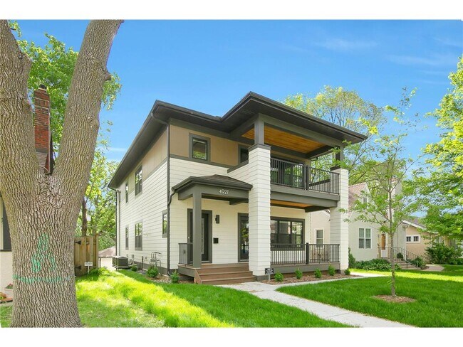 Building Photo - 4927 Ewing Ave S