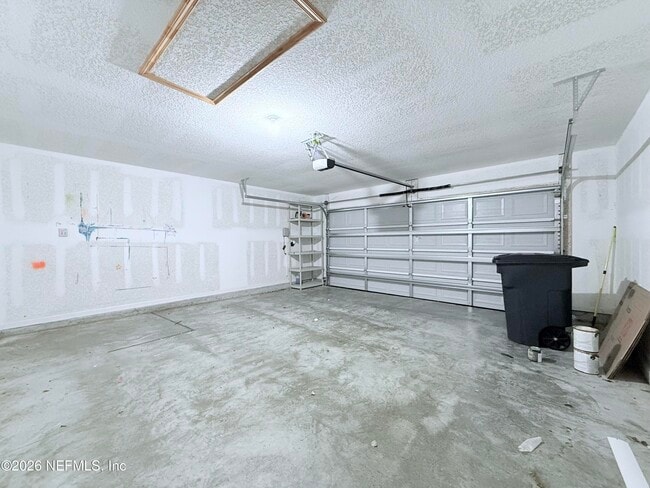 Building Photo - 313 Jarama Cir