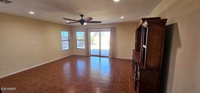 Building Photo - 224 S Cactus St