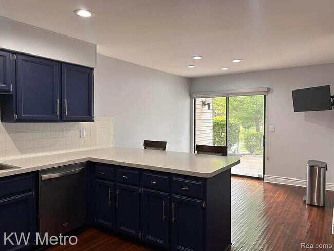 Building Photo - 6168 Palomino Ct