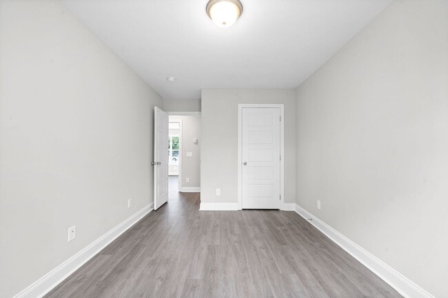 Building Photo - **COMING SOON** Nashville-Style Single Family Homes in Clarksville!