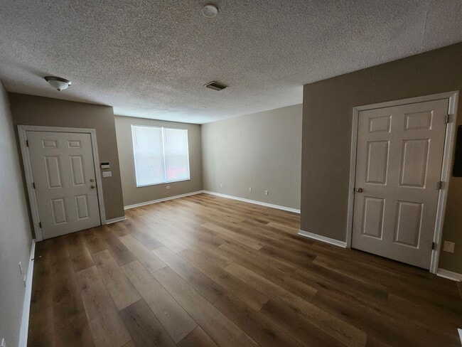 Building Photo - 6330 Osprey Lake Cir