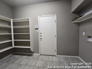 Building Photo - 6219 Gilmer Ml