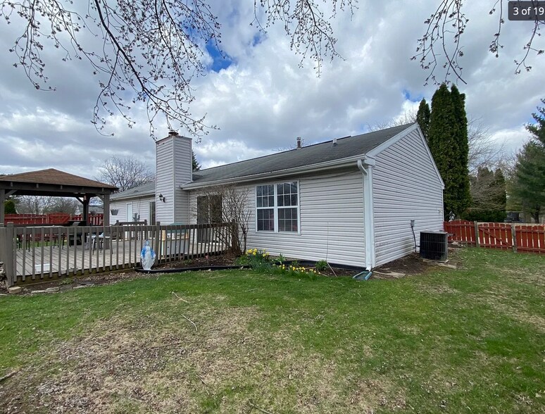 Building Photo - 821 Dartmouth Dr