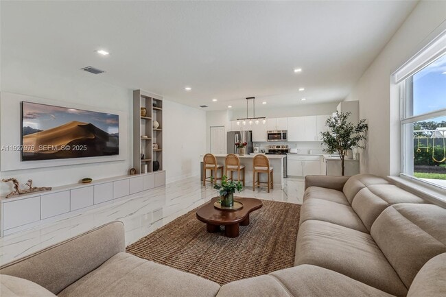 Building Photo - 16753 SW 290th Ln