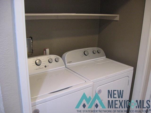 Building Photo - 1900 Arcineiga Dr