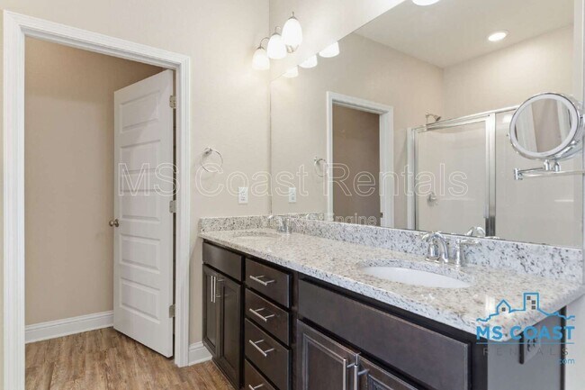 Building Photo - 10536 Sweet Bay Dr