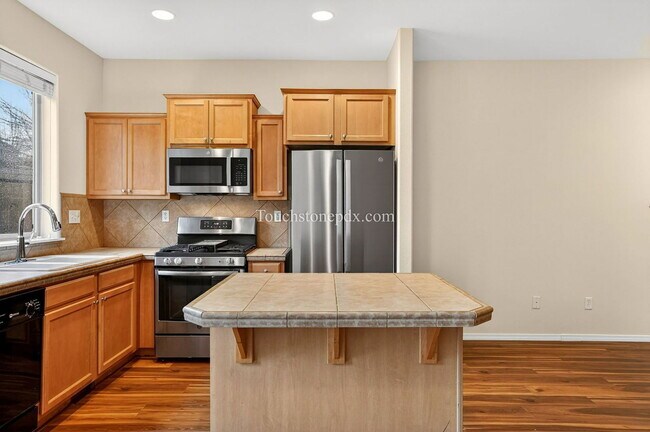 Building Photo - 1509 SW 175th Ave