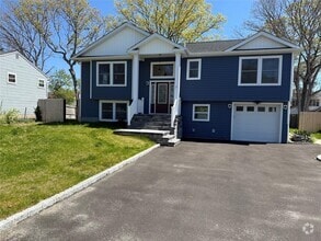 Building Photo - 37 Ruland Rd N