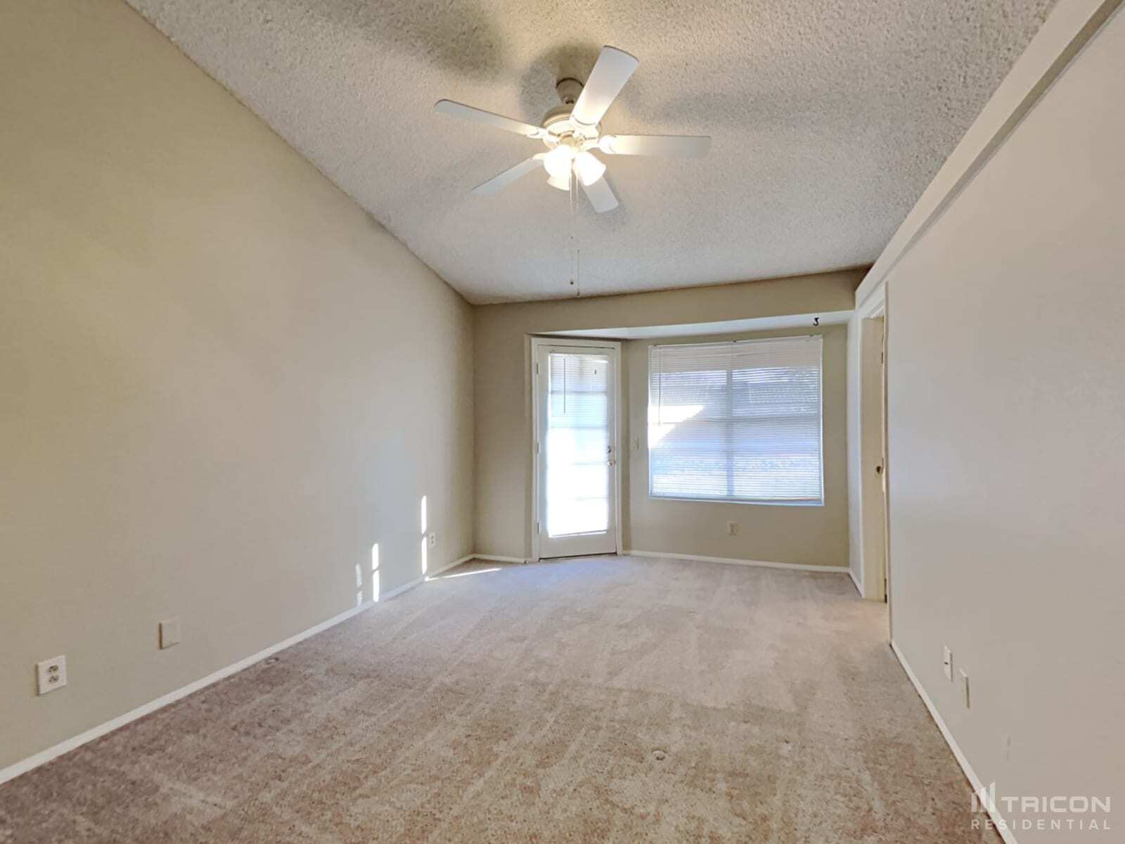 Building Photo - 1417 E Ironwood Dr