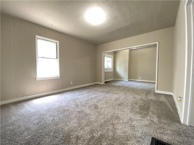 Building Photo - Affordable 3 Bedroom 1 Bath Home